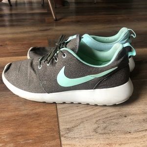 Nike Rosherun Print Running shoes